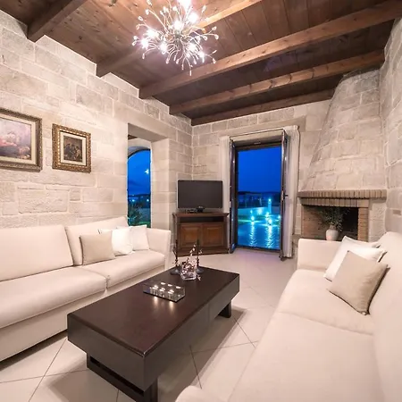 Villa Fos - φωσ ,luxury La Canea