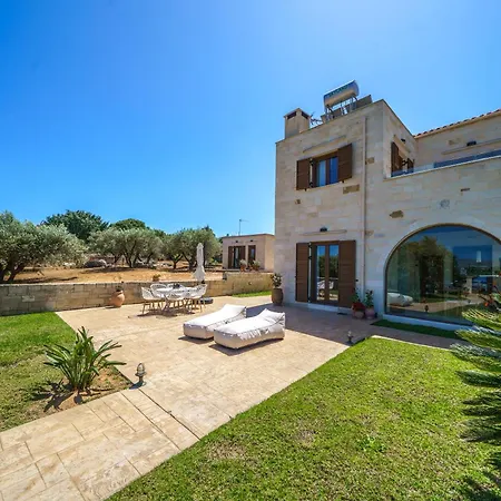 Fos - φωσ ,luxury La Canea